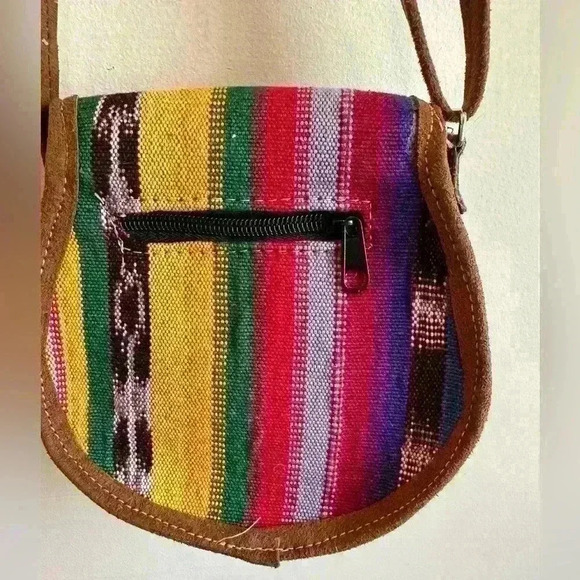 Handmade Crossbody Multicolor Purse With Adjustable Strap - Guatemala - Picture 7 of 13
